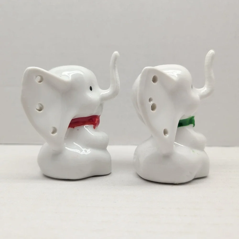 Lot 2 Ceramic Elephant Earring Ring Jewelry Holder White Colored Bowtie 3